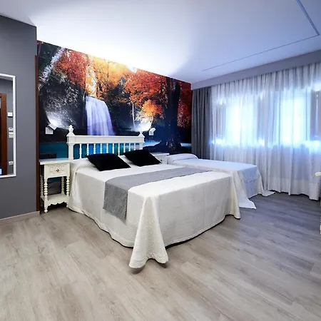 Araceli 3* Santillana del Mar