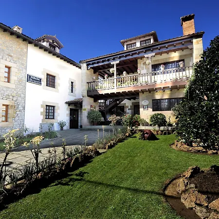 Araceli 3* Santillana del Mar